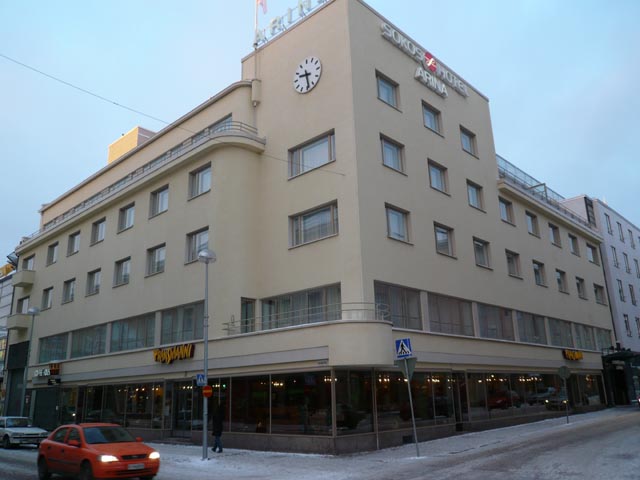 003-Hotel